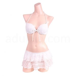 ふわりと舞い上がるミニスカート一体型レース重ねビキニ